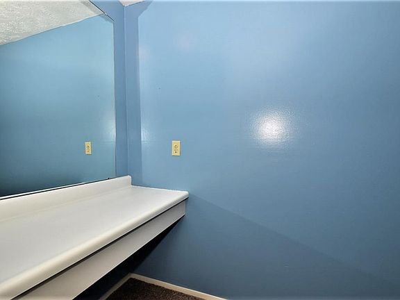 3rd image of 7386 Abby Ct Unit B