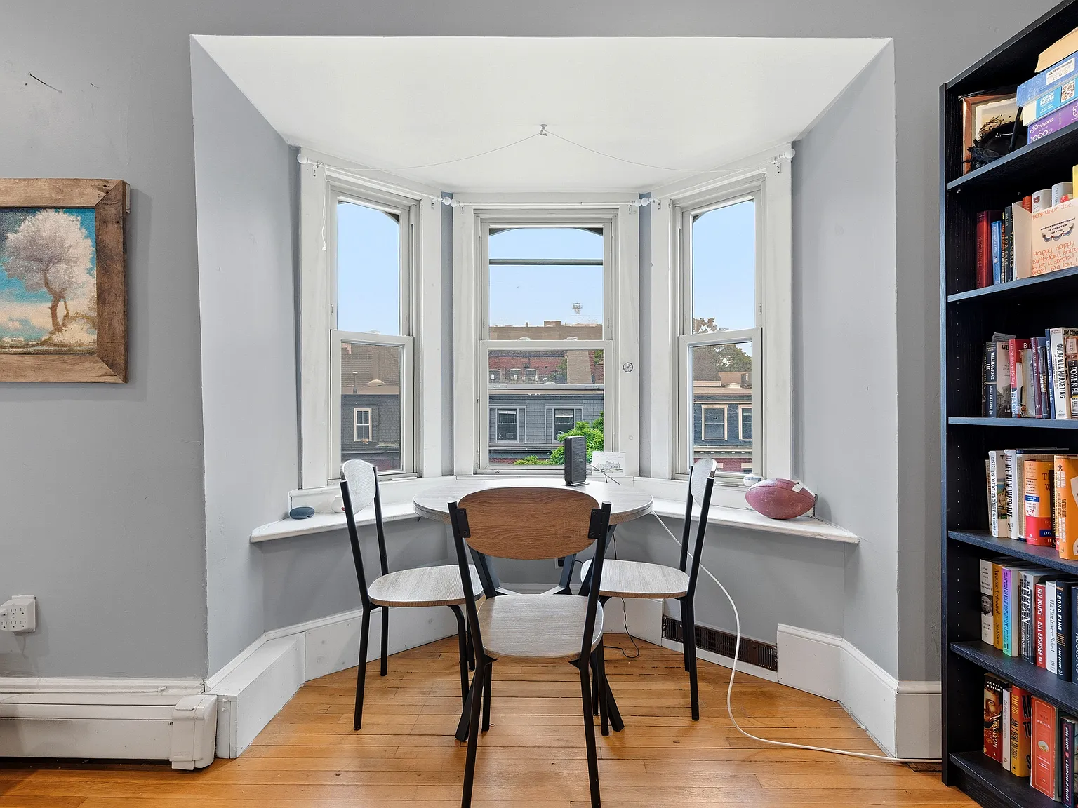 2 bed, 700 sqft, $3,600 — Photo 4