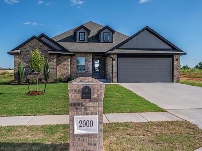 2000 W Flintlock Way, Mustang, OK, 73064