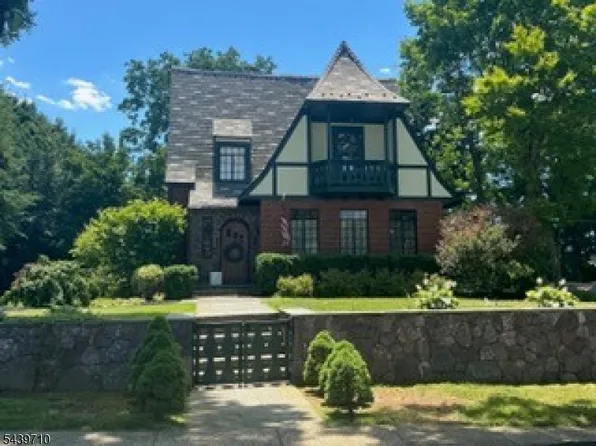 10 Cedar St, Bernards Twp., NJ 07920