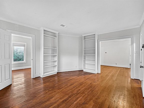 3rd image of 1758 Hawthorne St #2