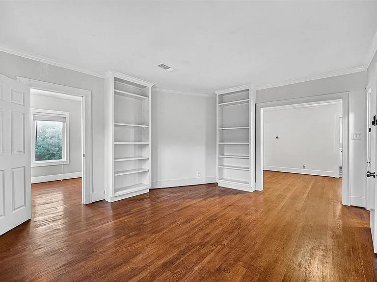 1758 Hawthorne St #2 — Photo 3
