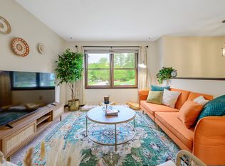 321 Rosehaven Dr, Raleigh, NC 27609