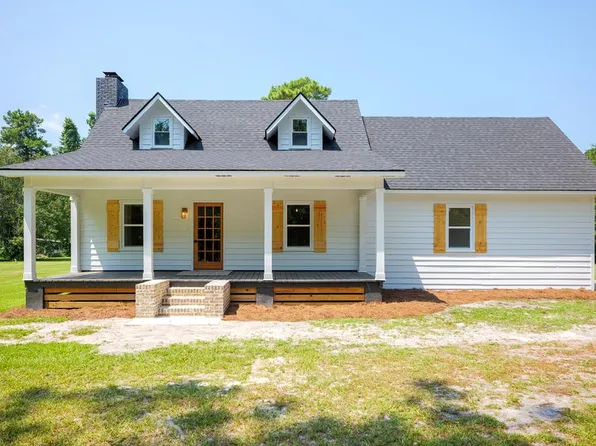 196 Pine Forest Dr, Valdosta, GA 31602