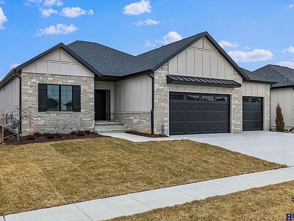 2nd image of 9726 Casa Galeano Ct