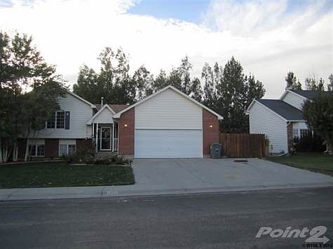 1st image of 1008 Rosewood Dr
