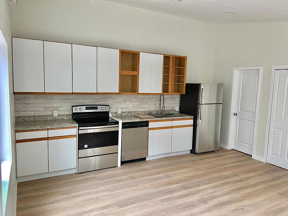 1st image of 1829 Fern St #1