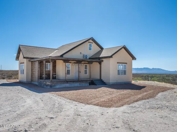 1843 N Spanish Bayonet Dr, Tombstone, AZ 85638