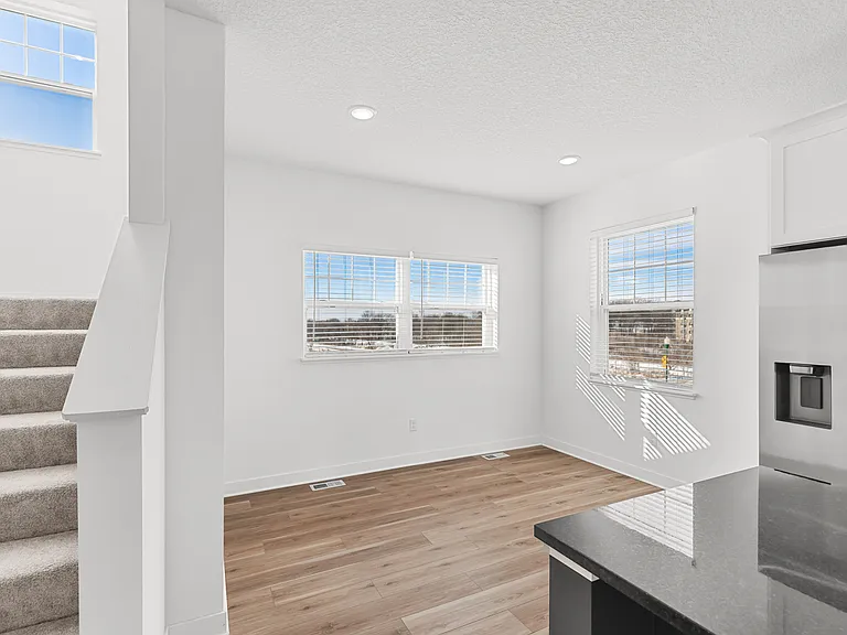 3155 Clover Ridge Dr — Photo 5