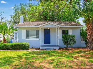 126 SW Lincoln Cir N, Saint Petersburg, FL 33703