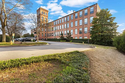 400 Mills Ave Photo 1