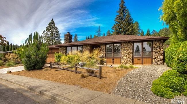 1st image of 1578 Chablis Cir