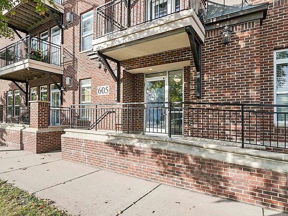 2nd image of 605 Snelling Ave S Unit 311