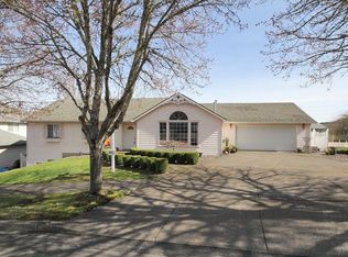 754 NW Thomas Ct, McMinnville, OR 97128