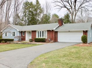 15 Linmoor Ter, Lexington, MA 02420