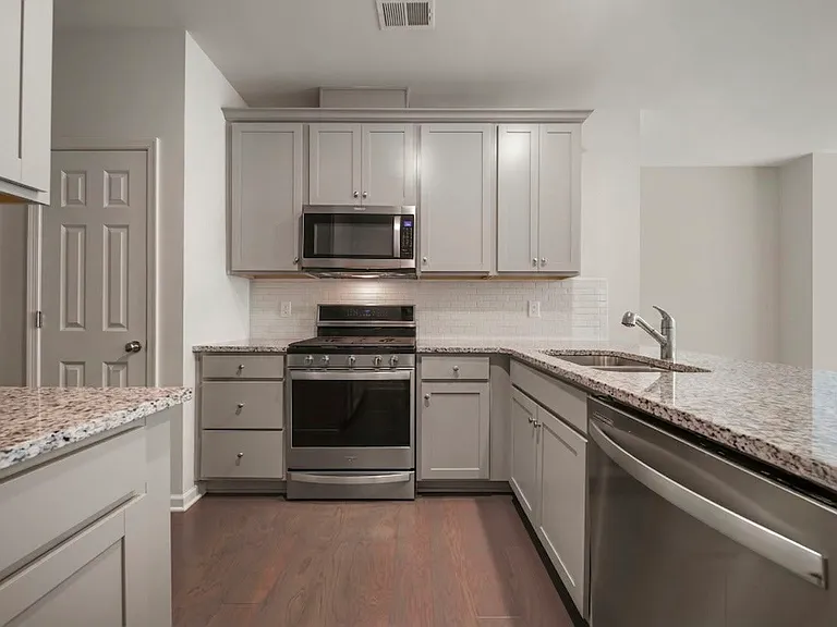 67 Arnold Dr — Photo 15