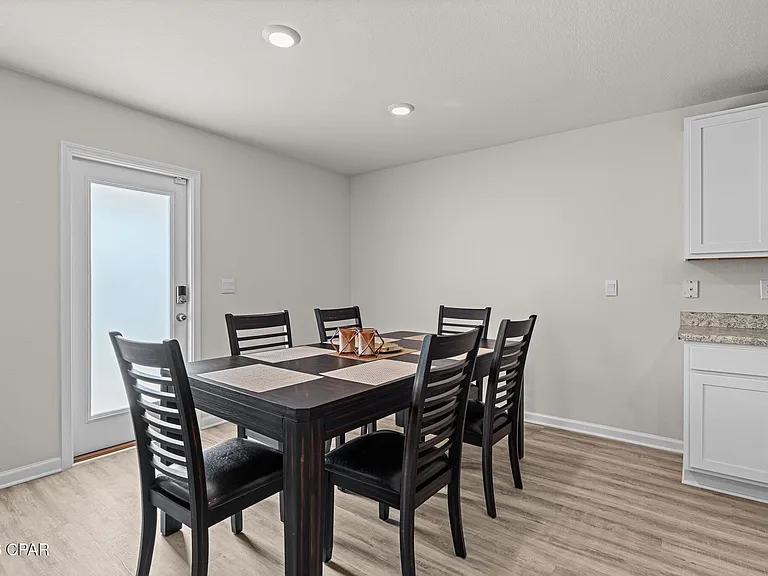 6568 Slabinski Ln — Photo 10