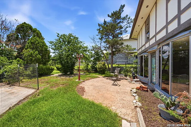 3418 Wimbledon Dr — Photo 33