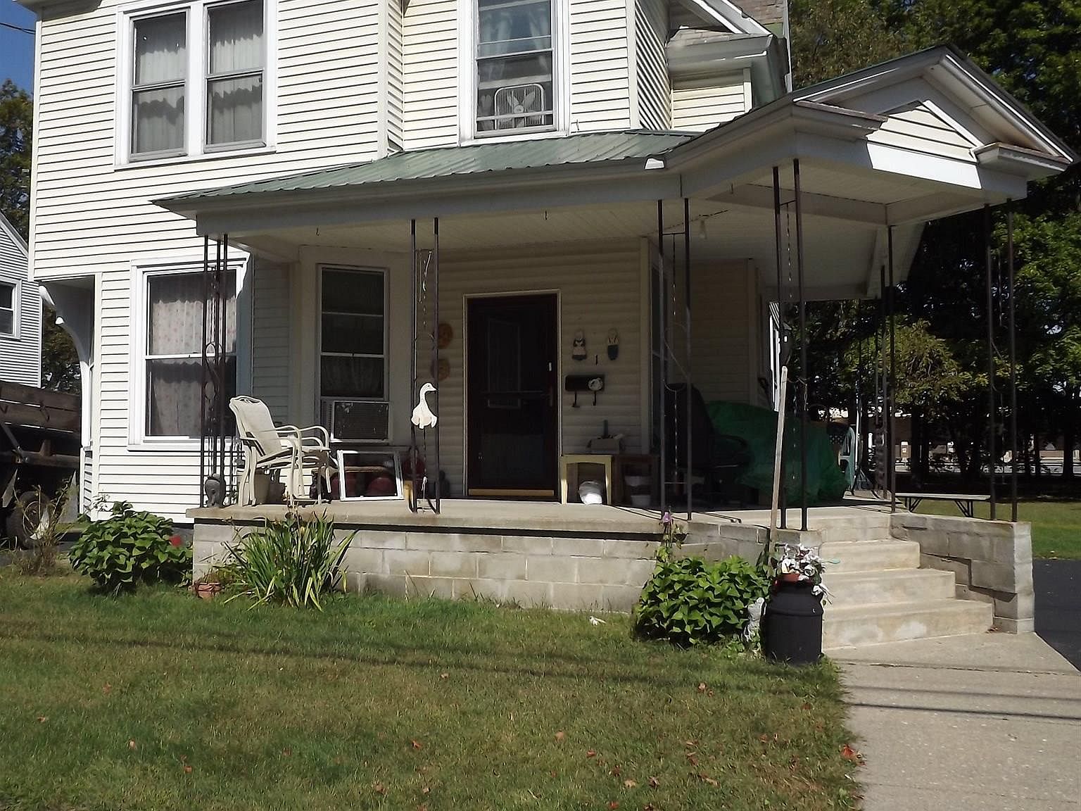 1 1st St Glens Falls Ny 12801 Zillow