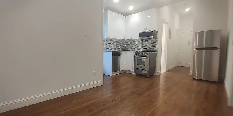 Rented by GPA Realty | media 14