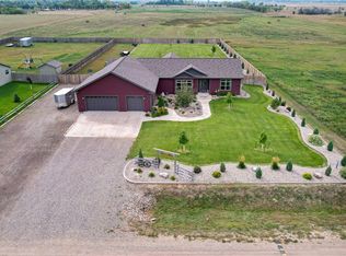 13430 Sarah Jane St NW, Williston, ND 58801