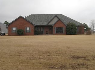 1409 Out Of Bounds Dr, Muskogee, OK 74403