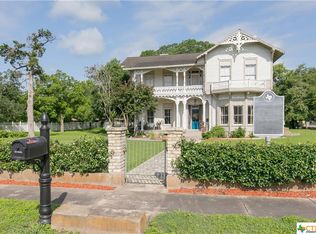 218 Terrell St, Cuero, TX 77954
