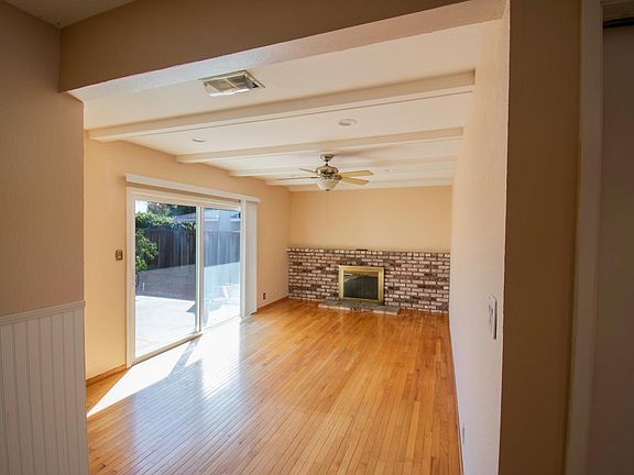 3rd image of 3628 Tronson Ct