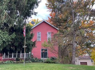 362 Chilson Rd, Howell, MI 48843