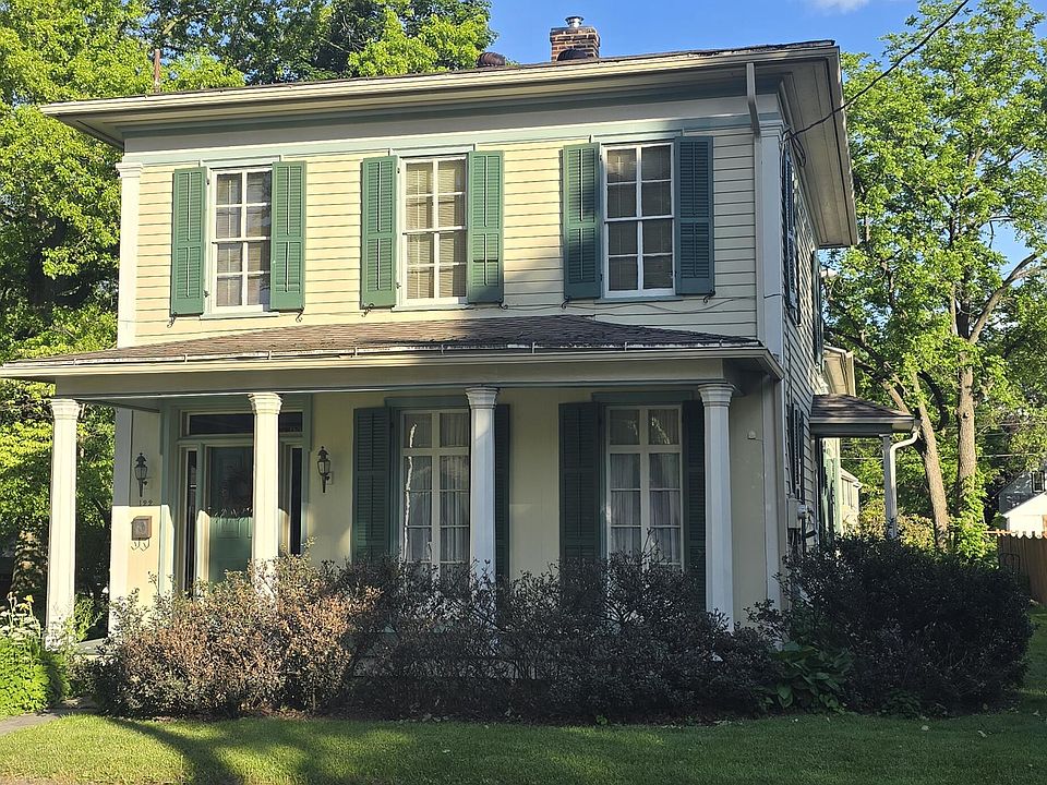 1st image of 122 E Water St