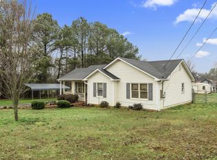 36 Jennifer Ln, Rydal, GA 30171