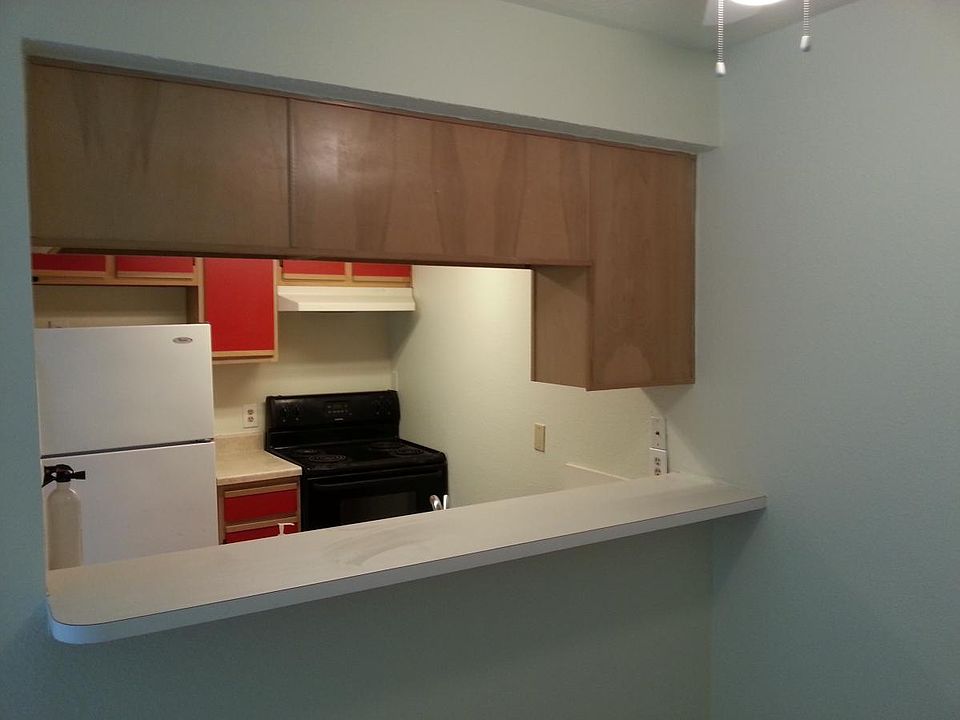 Kitchen via Breakfast Bar
