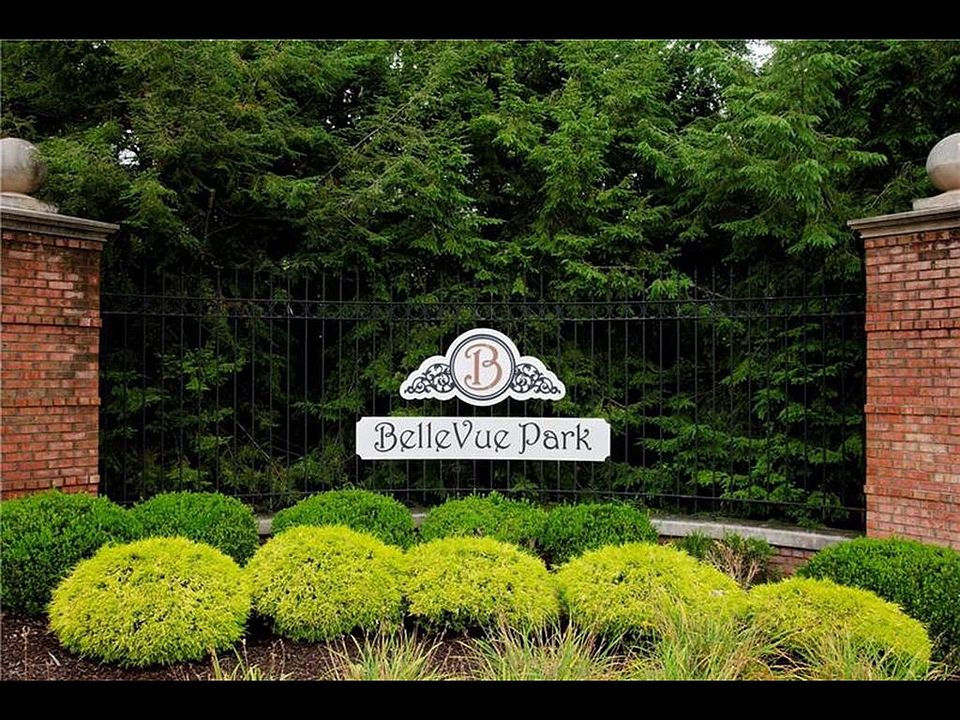 BelleVue Park Community - this low maintenance, walkable tree lined neighborhood, is convenient to interstates I-76 & I-79, shopping, restaurants, entertainment and Graham Park!