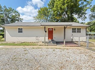 128 Nevada Cir, Oak Ridge, TN 37830