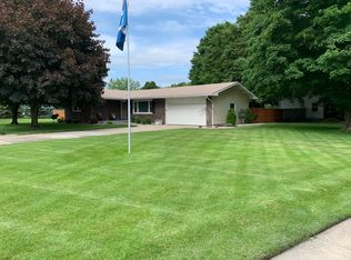 51982 Northfield Dr, Elkhart, IN 46514