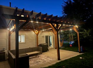 1290 Plum Tree Dr, Layton, UT 84040