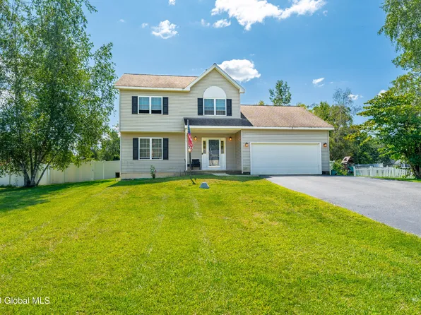 58 Evelyn Drive, Nassau, NY 12123