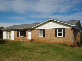 3934 Clay St, Claremont, NC 28610