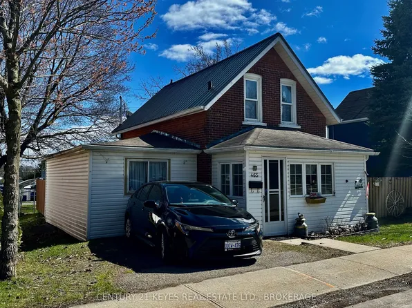 465 Garden St, Gananoque, ON K7G 1J6