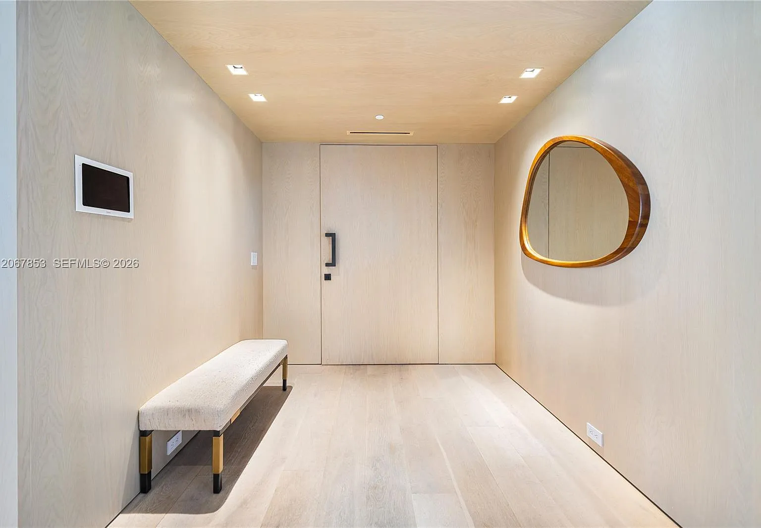 One Ocean Condo — Photo 3