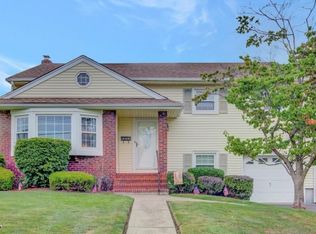 1106 Elker Rd, Union, NJ 07083