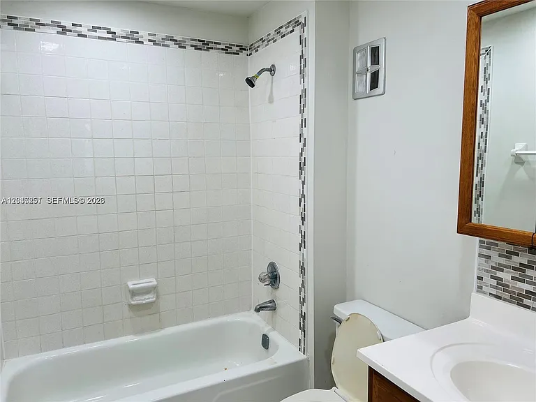 8025 Colony Cir S #210 — Photo 7