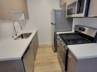 542 S Hobart Blvd #11A, Los Angeles, CA 90020