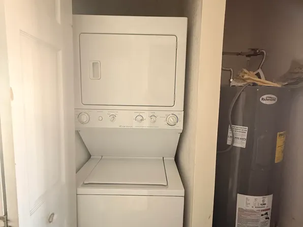 1856 Harrison St APT B6, Laramie, WY 82070