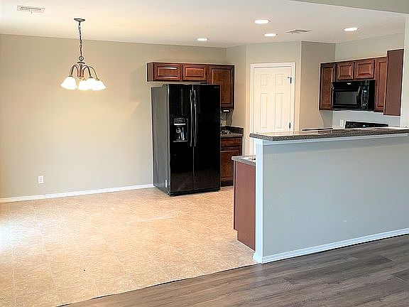 Kitchen & Dinning Room