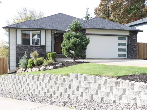 1202 W Avocet Pl, La Center, WA 98629