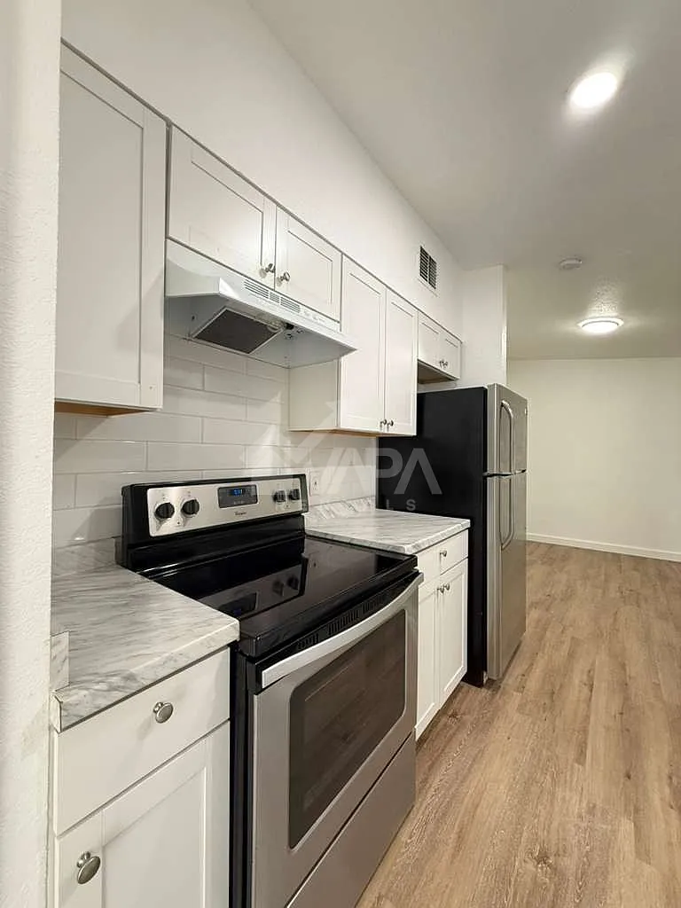 3 bed, 1586 sqft, $2,000 — Photo 4