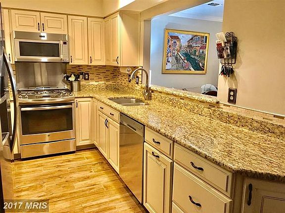 3rd image of 12532 Kempston Ln