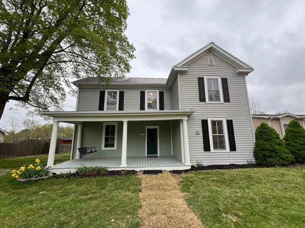 670 Stone St, Christiansburg, VA 24073