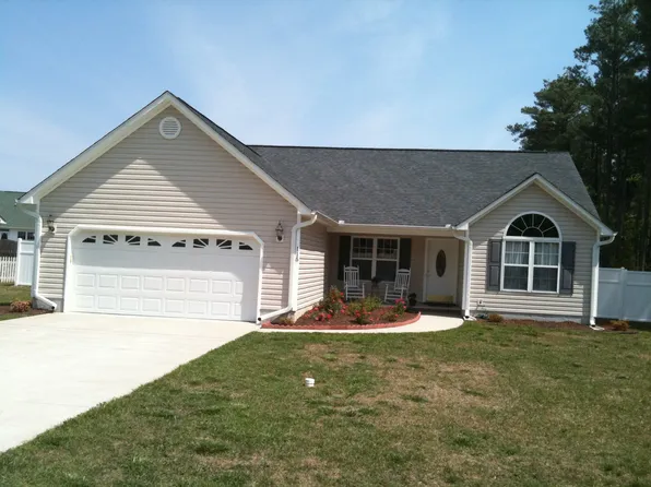 115 Manchester Rd, Havelock, NC 28532